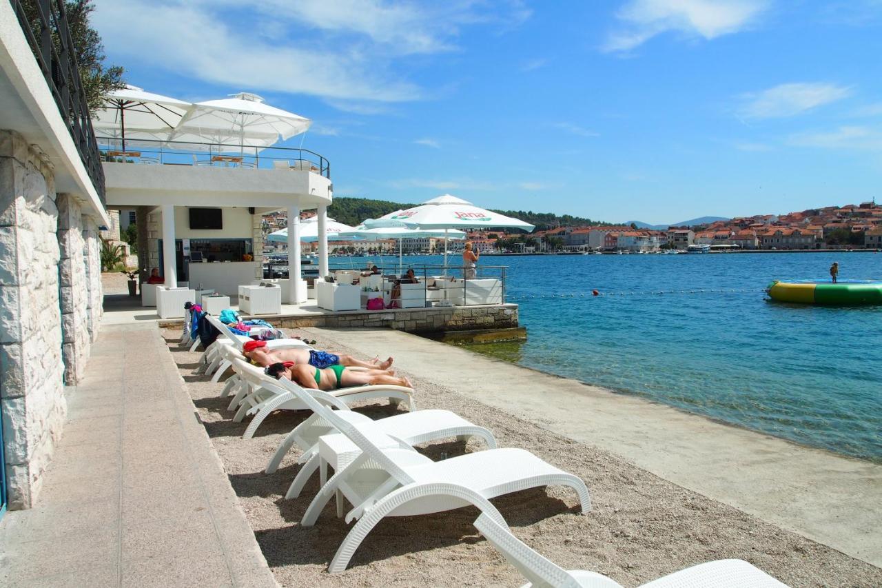 Apartments By The Sea Vela Luka, Korcula - 4449 ภายนอก รูปภาพ